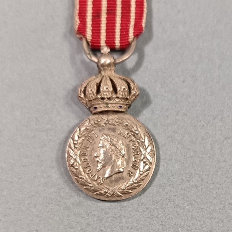 FRANCE REDUCTION DE LA MEDAILLE DE LA CAMPAGNE D'ITALIE DE 1859 NAPOLEON III EMPIRE RARE MODELE A COURONNE